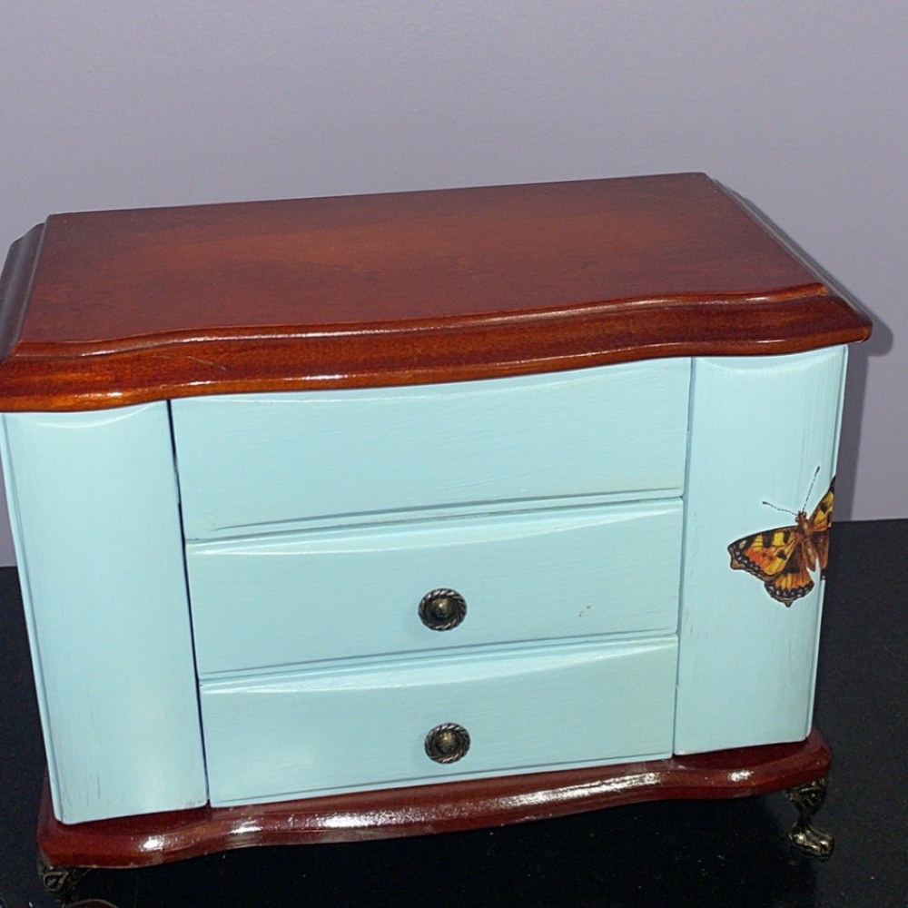 Cute jewelry box with butterfly